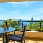 Apartamento 1 *