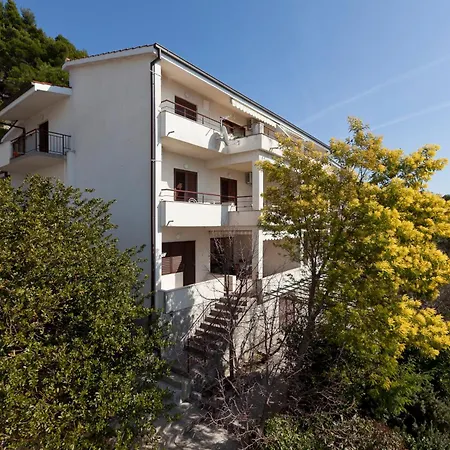 Apartment 1 *